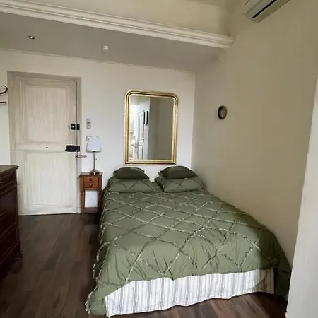 Apartment Studio Palais De Provence *